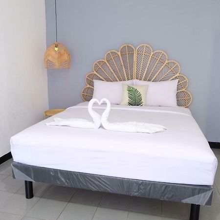 Rarem Bed & Breakfast Bandar Lampung Eksteriør billede
