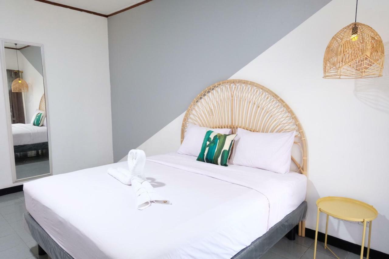 Rarem Bed & Breakfast Bandar Lampung Eksteriør billede