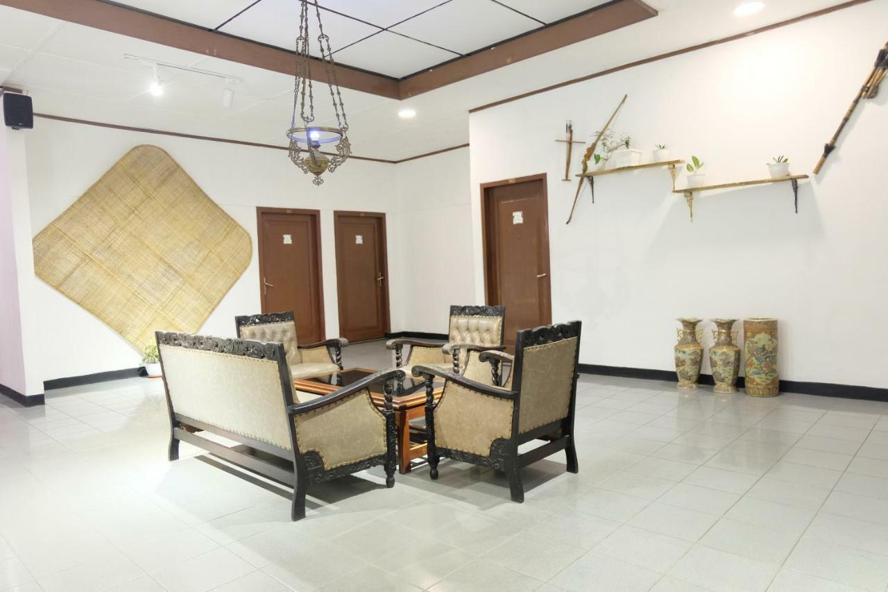 Rarem Bed & Breakfast Bandar Lampung Eksteriør billede