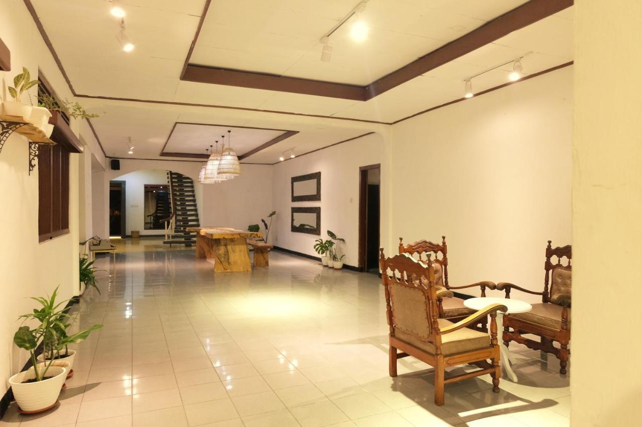 Rarem Bed & Breakfast Bandar Lampung Eksteriør billede
